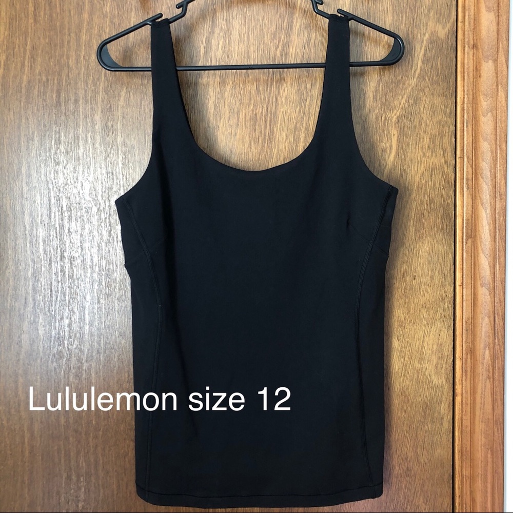 NWOT Lululemon Sculpt It tank size 12